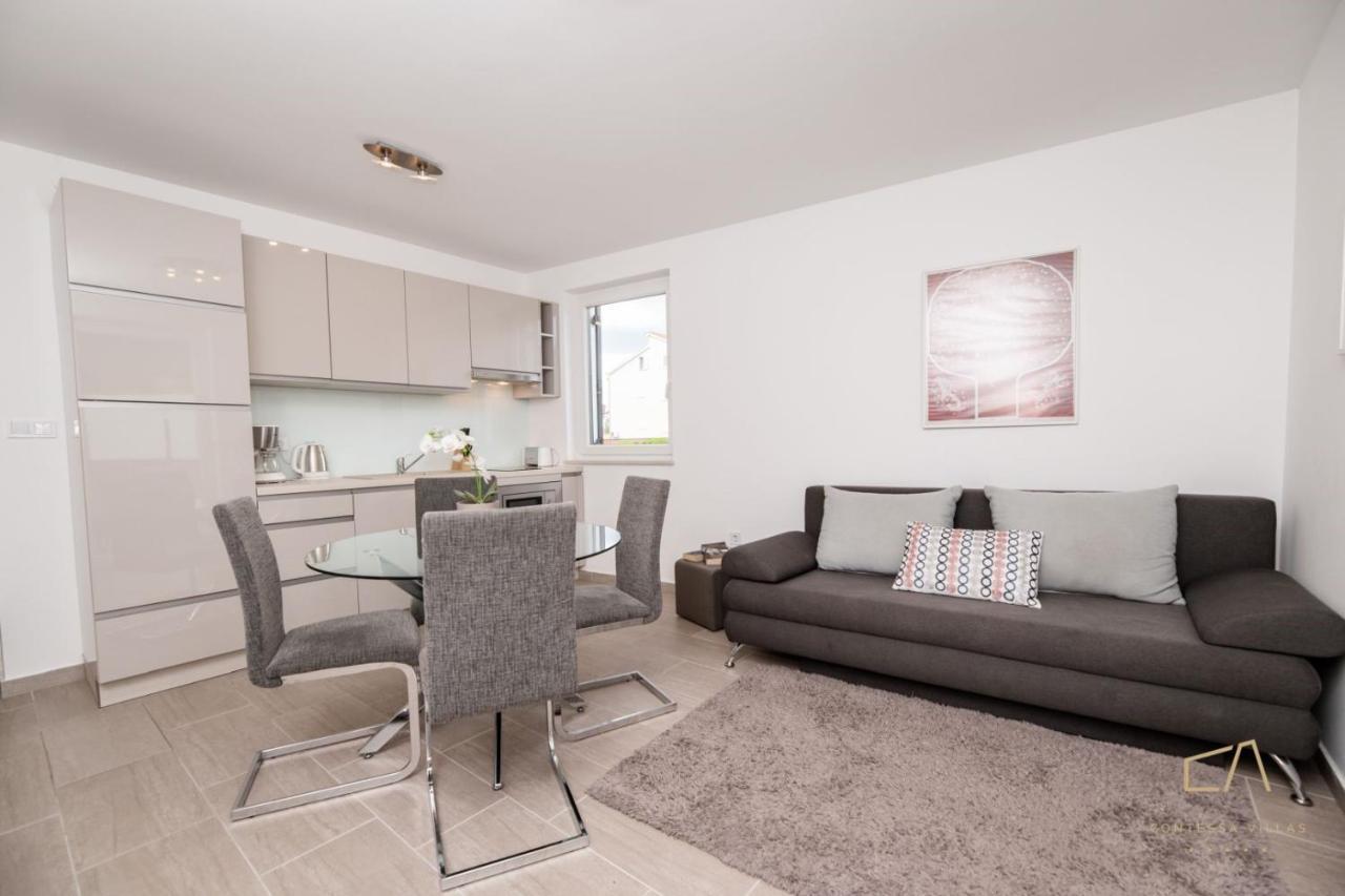 Apartments Iskra مالينسكا المظهر الخارجي الصورة
